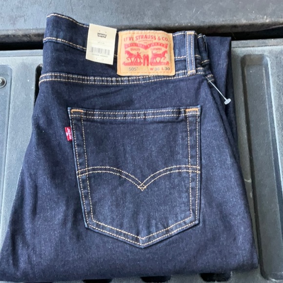 Levi's Other - Men Levi jeans size 36x 30 style 505